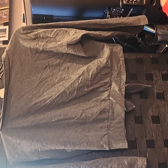 Heart Of Haute Gray Tie-Front Cardigan Size L - Picture 3 of 3